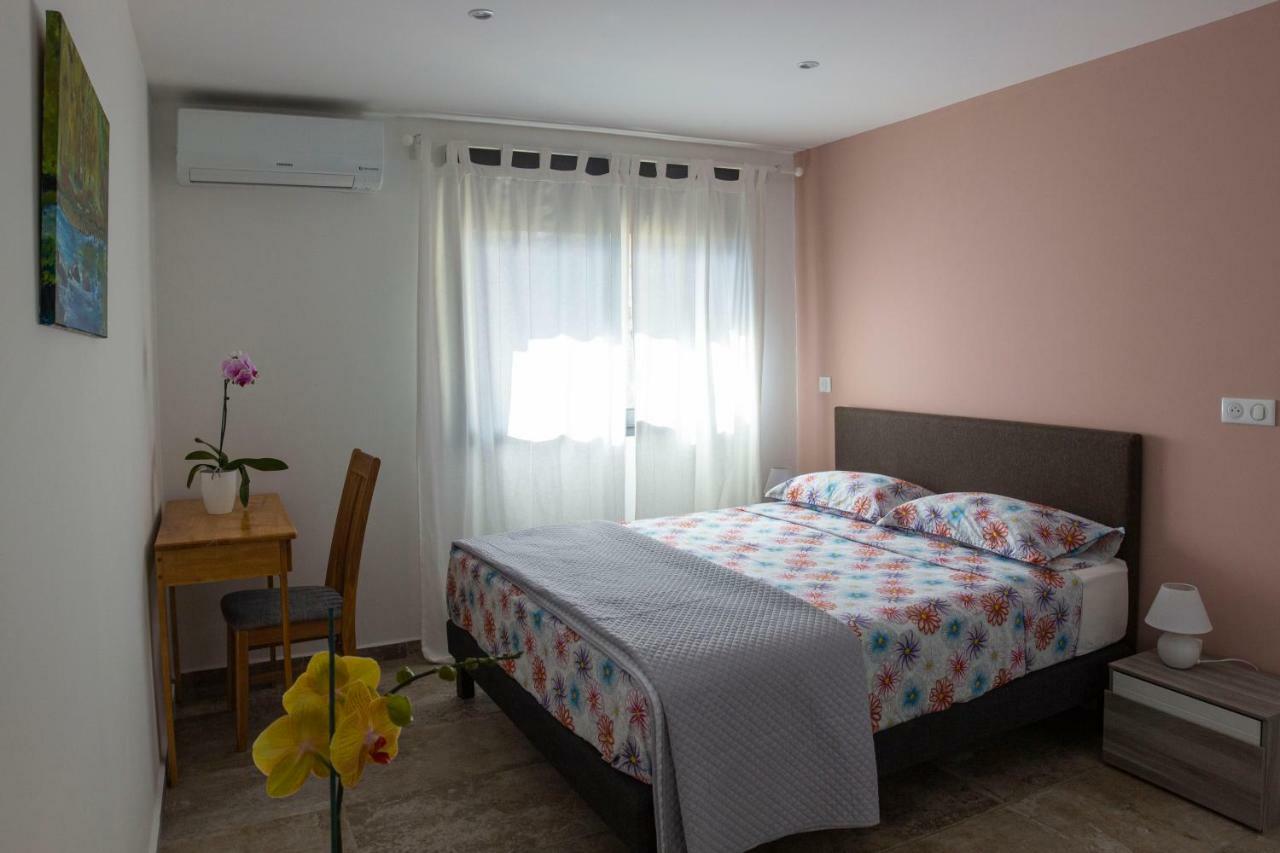 T3 - 100M2 - Residence Georgette Terre Sainte 外观 照片